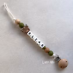 Pacifier holder with name Moose /White