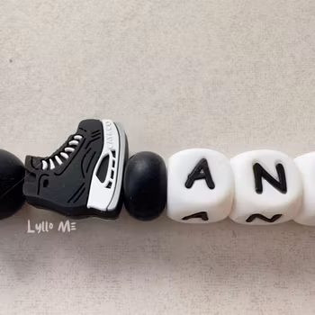 Napphållare med namn Hockey Black  / WHITE