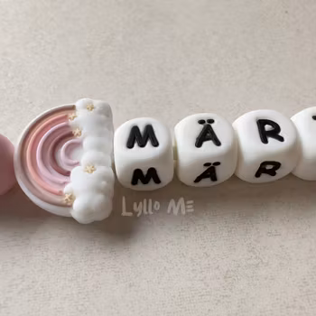 Napphållare med namn -Rainbow with Cloud and stars - WHITE