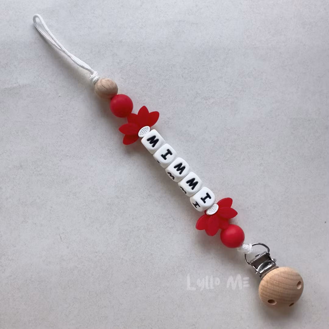 Napphållare med namn - HALF DAISY RED - WHITE (max 5 bokstäver)