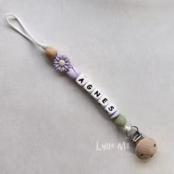 Pacifier holder with name DAISY Powder lilac / WHITE