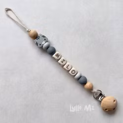 Pacifier holder with name Cat Glacier Grey / CREAM