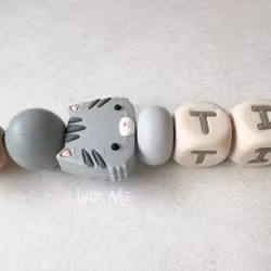 Pacifier holder with name Cat Glacier Grey 2 / CREAM