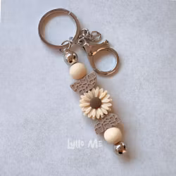 KEYRING -DAISY Wheat / Cappuccino -SILVER