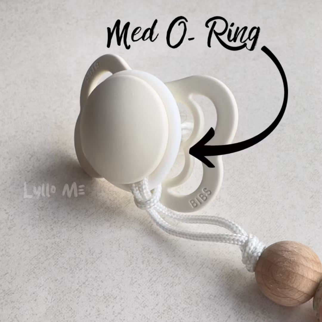 Pacifier holder with name - Lilla Björn - Créme / Oatmeal