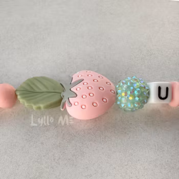 ID-KORT/ NYCKEL HÅLLARE med text Undersköterska med bling DAISY