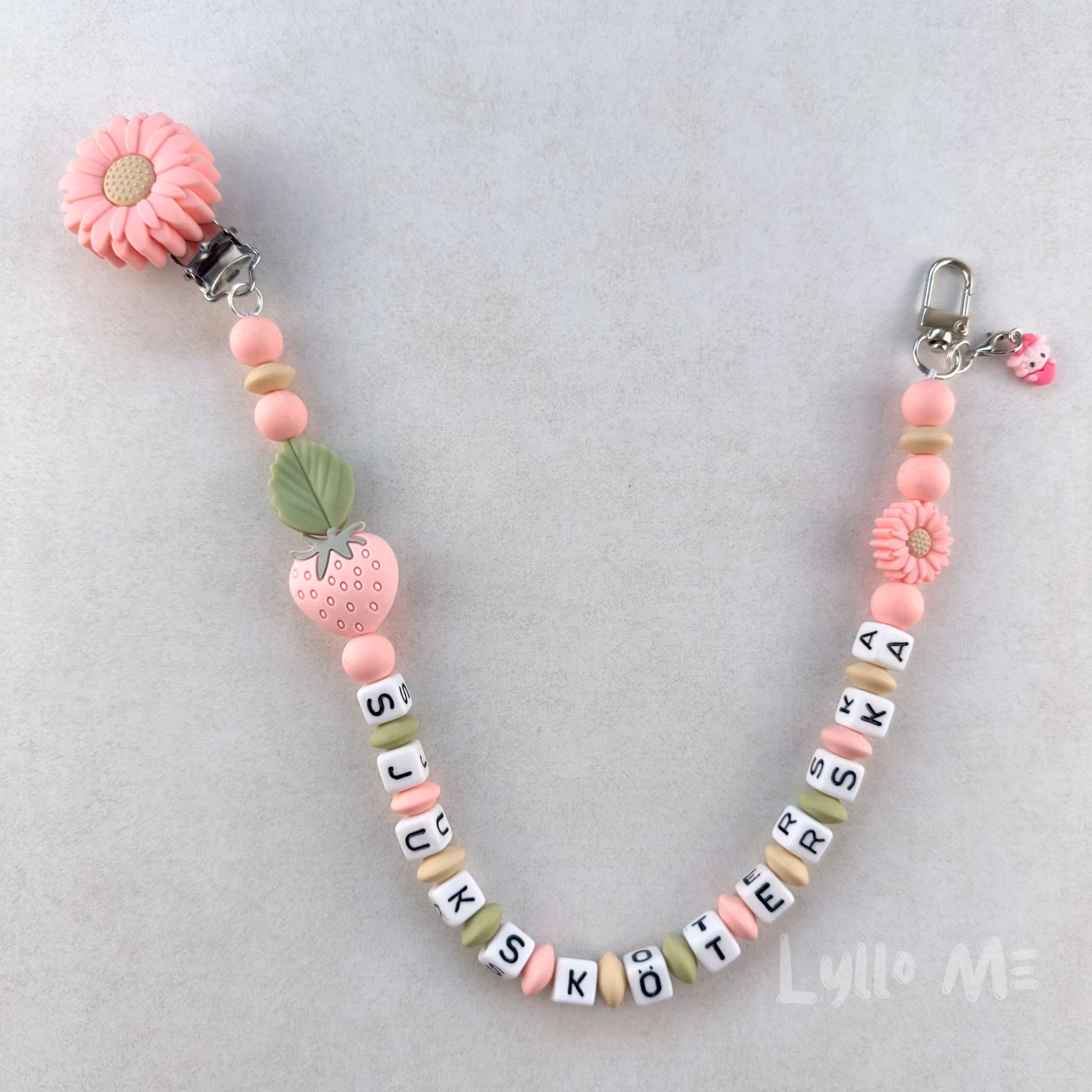 ID-KORT/ NYCKEL HÅLLARE med text Sjuksköterska med  DAISY CLIPS