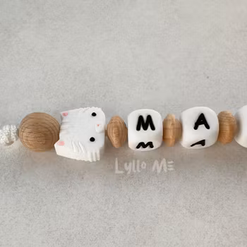 Napphållare med namn Cat White/ Wood  / WHITE (max 5 bokstäver)