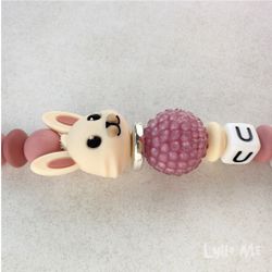 ID-KORT/ NYCKEL HÅLLARE med text Undersköterska med bling DAISY ROSE