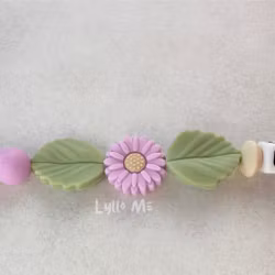 ID CARD/ KEY HOLDER with text Nurse with bling DAISY LIGHT PURPLE