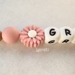 Pacifier holder with silicone clips with name DAISY Blossom / WHITE