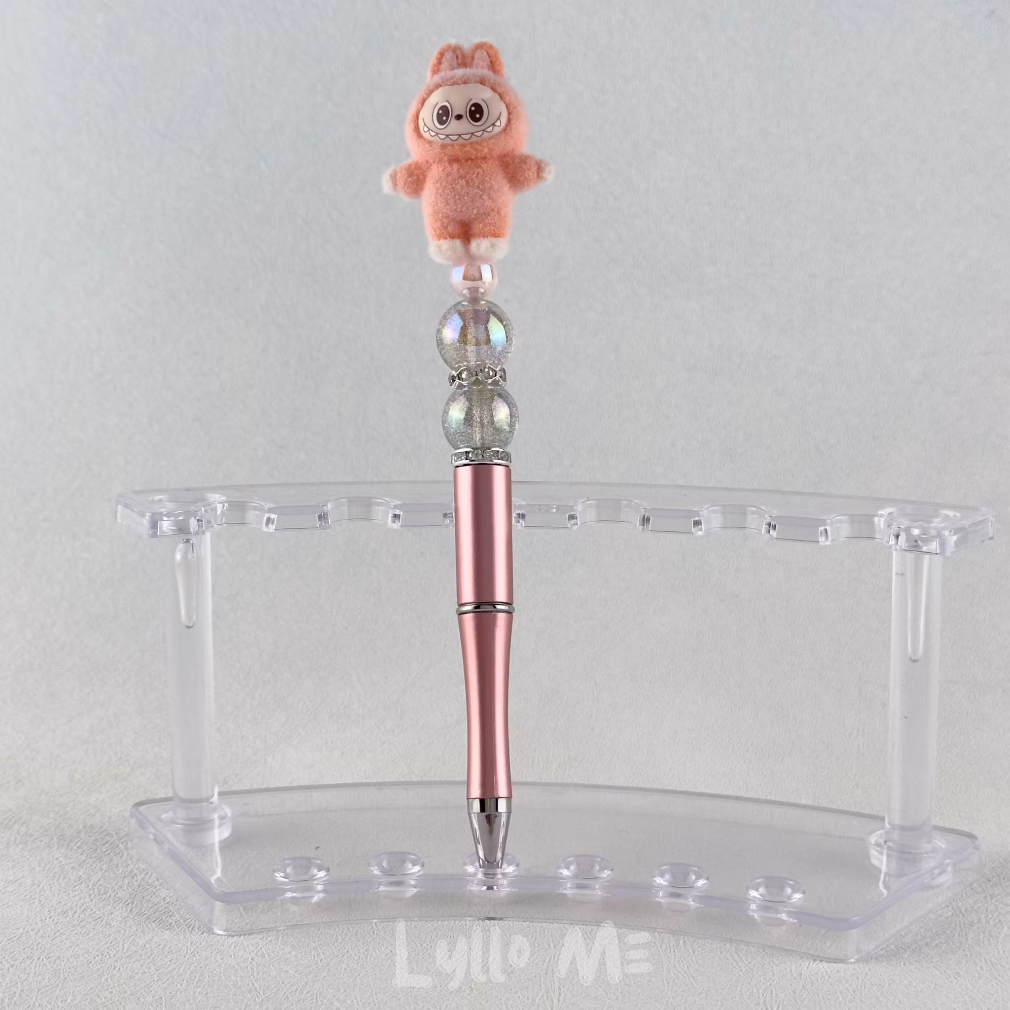 PENNA med söt Labubu inspirerad mjuk flockad figur Orange 2 ( inkl refill )