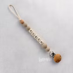 Pacifier holder with name -Truffel/ Cream 1