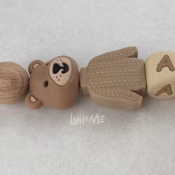 Pacifier holder with name - Little Bear - Sweater / WHEAT max 6 letters