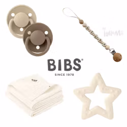 BIBS STORA GÅVOSET med By LylloMe Napphållare med namn IVORY