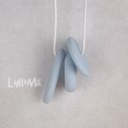 AMNINGSHALSBAND Silimama - Shapes -Ice Blue