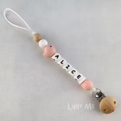 Napphållare med  namn - LITTLE BIRD - Soft Pink/ WHITE