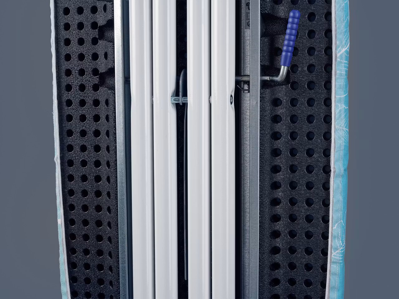Air Board M Compact Plus - Strykbräda med förlängningssladd