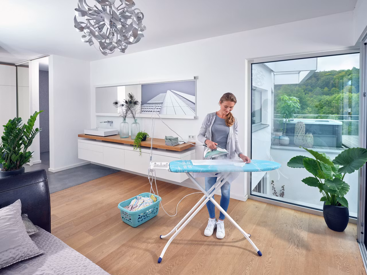 Air Board M Compact Plus - Strykbräda med förlängningssladd