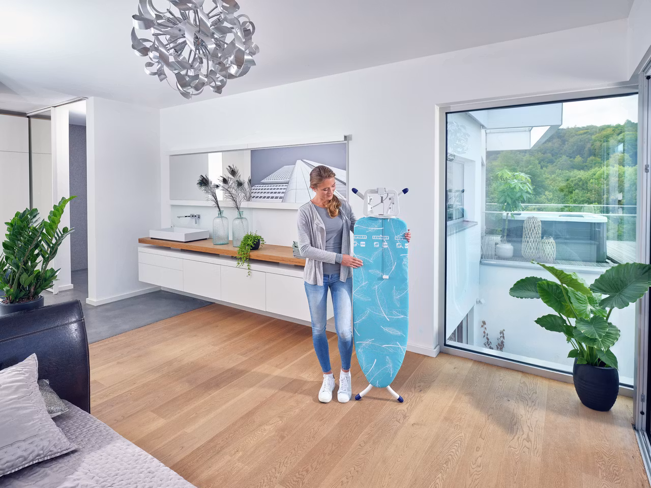 Air Board M Compact Plus - Strykbräda med förlängningssladd