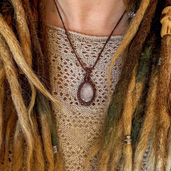 Halsband med Rosenkvarts