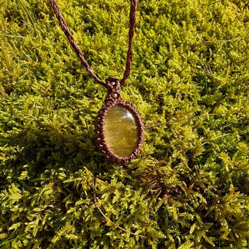 Halsband med Rutilkvarts