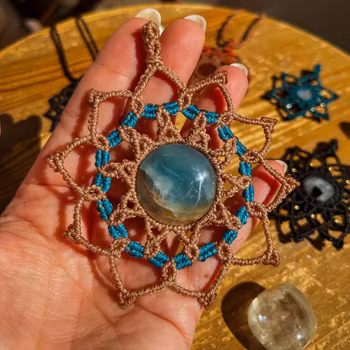 Anemone: Halsband med Blå Onyx