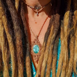 Nerida: Halsband med Hemimorfit