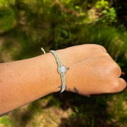 Aurelia – Armband med Larimar, Grön Månsten eller Regnbågsmånsten (finns i flera varianter)