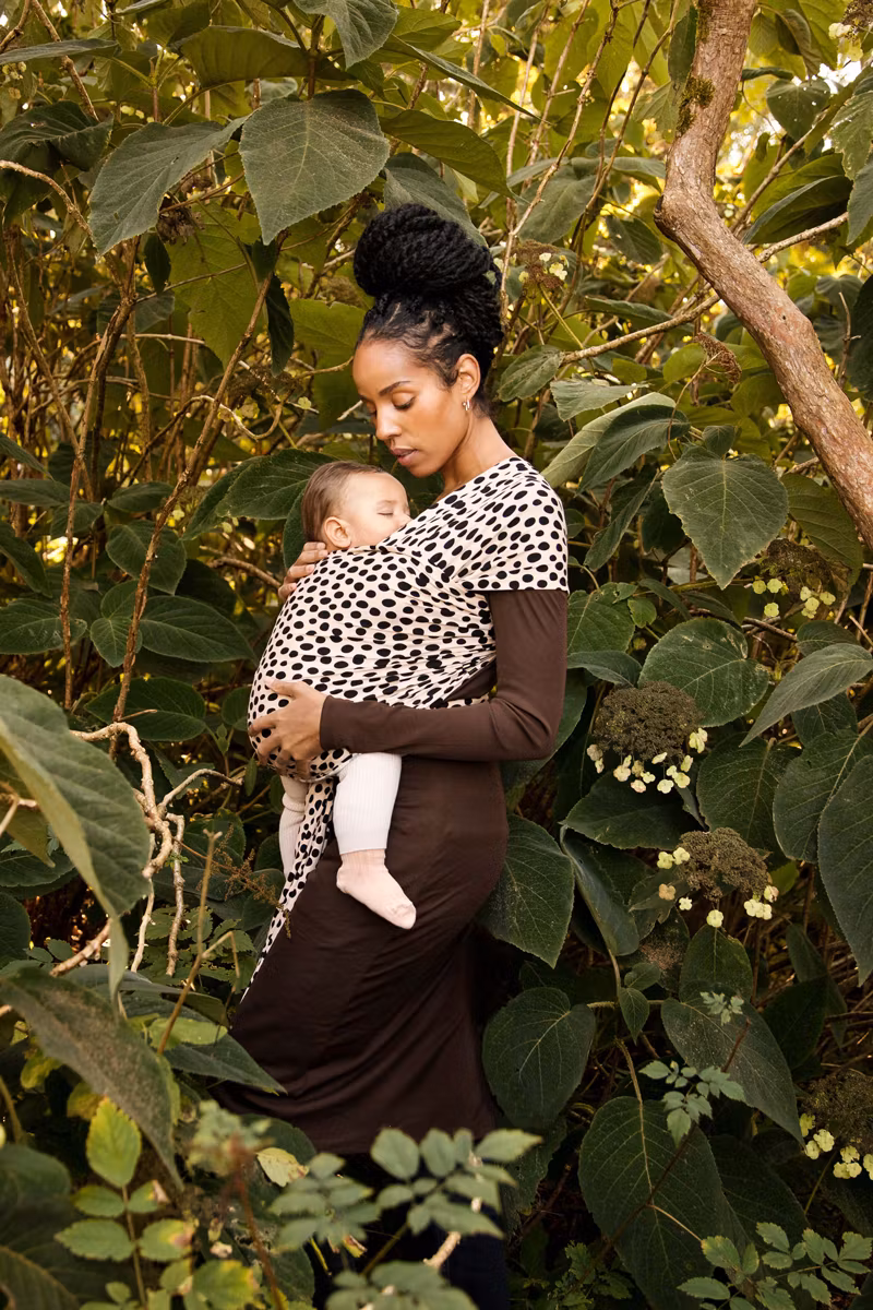 Coracor Abstract Dot Sand Baby wrap