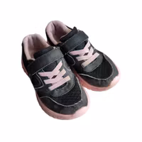 Storlek 30, Lejon, skick B