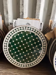 Grön/vit rutigt mosaik bord