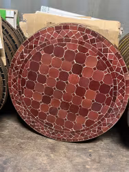 Rost rött mosaik bord