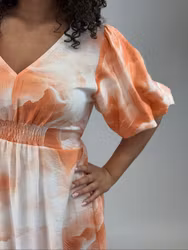 Camille klänning persika/vit
