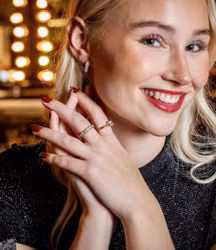 Stella solitär ring guld