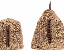 Haystacks (x4) (15mm) - BB245