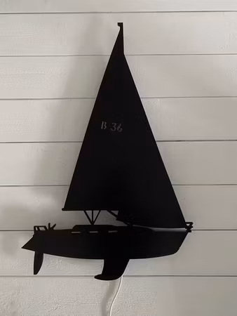 Vägglampa Segelbåt Bavaria 36