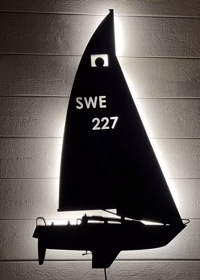 Vägglampa Segelbåt Omega 28