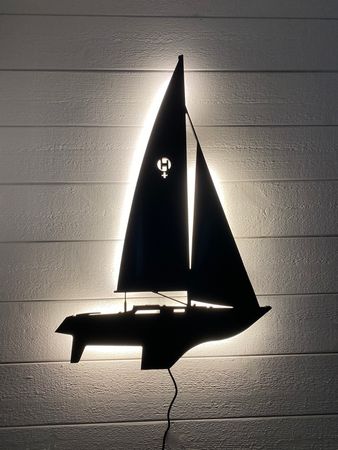 Vägglampa Segelbåt Lady Helmsman
