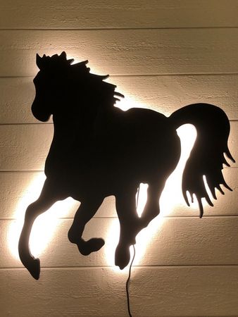 Vägglampa Häst