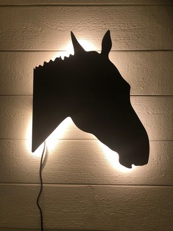 Vägglampa Häst huvud