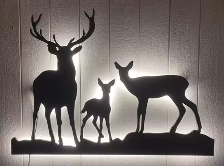 Vägglampa Hjort familj