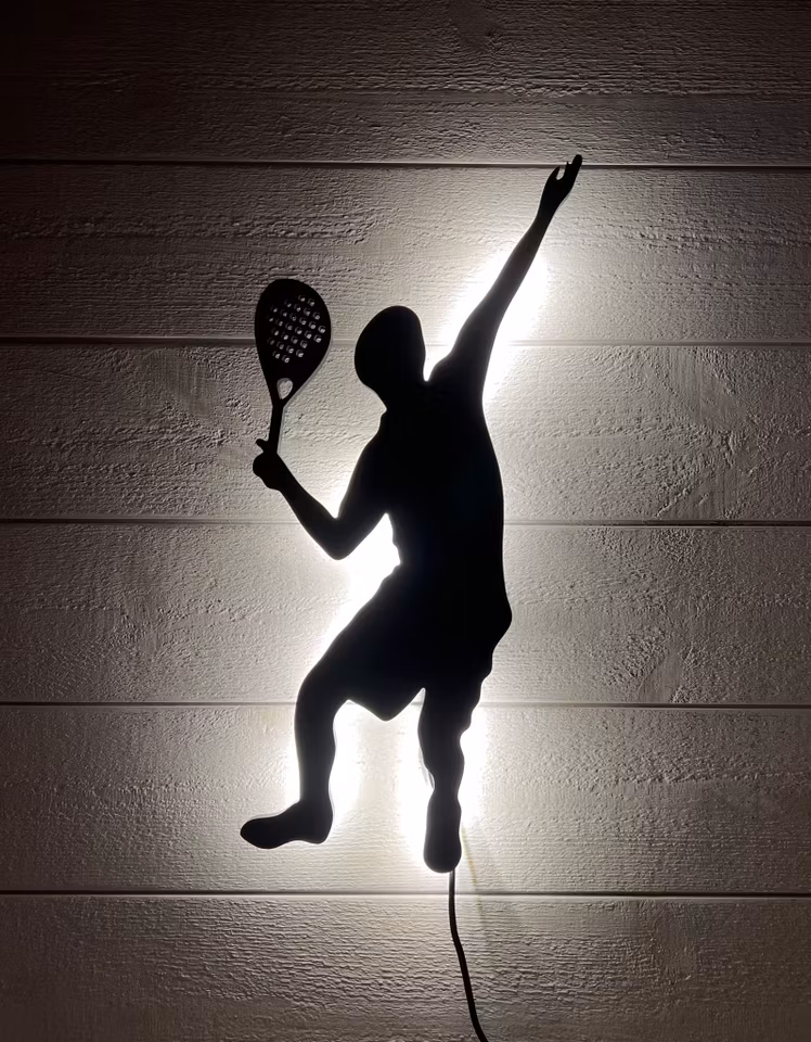 Vägglampa Padelspelare