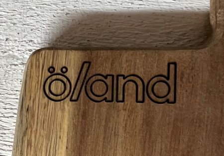 Skärbräda / ostbricka stor med gravyr