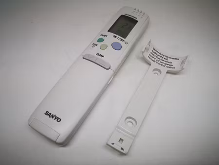 Ersättningskontroll till Din Sanyo Värmepump (RCS-3HVPSS4E-T)