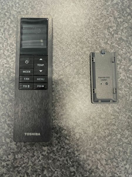 Toshiba remote controller part no.WH-UA04UE