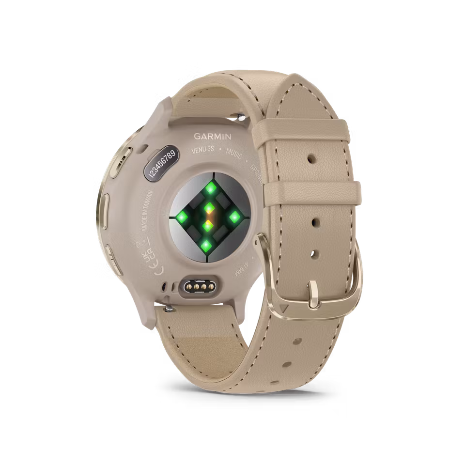 Garmin Venu® 3S Ramme i rustfritt stål og fargen Soft Gold med urkasse, skinnrem i fargen French Gray og ekstra gummirem