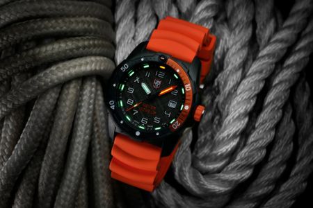 Luminox Bear Grylls Survival Sort / Orange 42mm SKU   |   XB.3729.NGU
