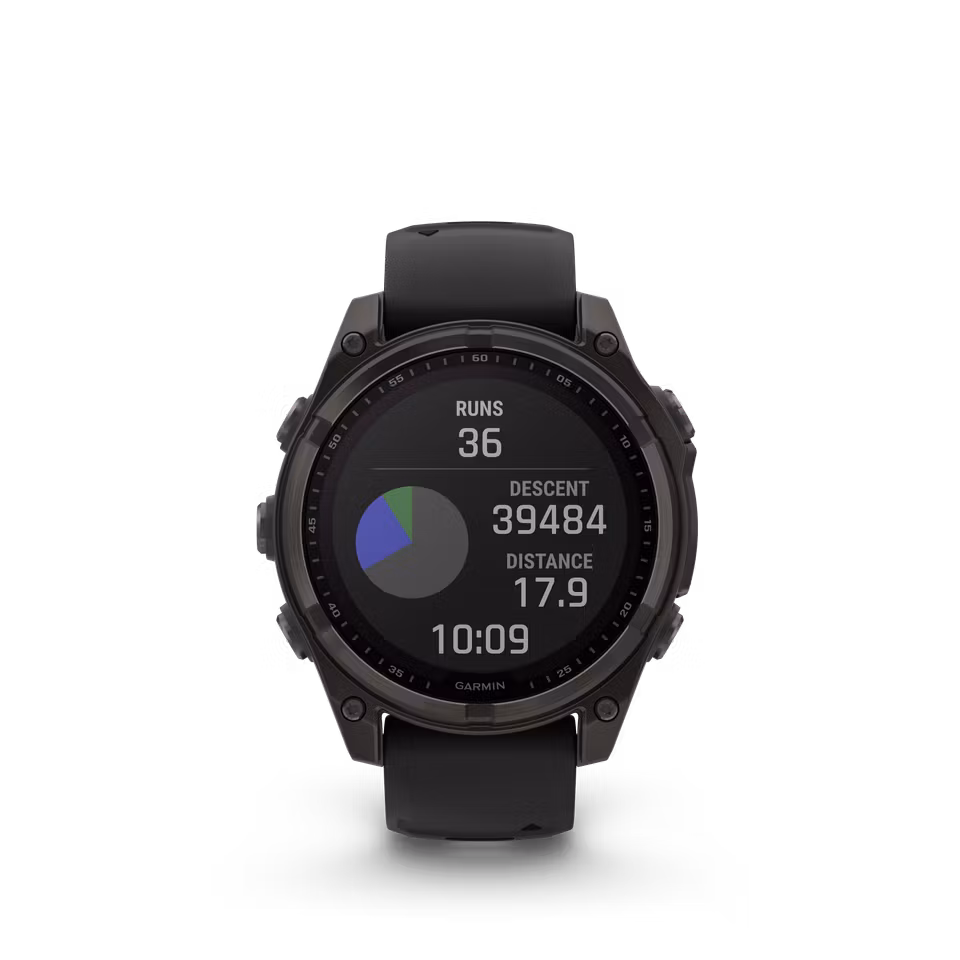 Garmin fēnix® 8–47 mm, Solar, Sapphire Sapphire, Karbongrå DLC-titan med sort/steingrå silikonrem
