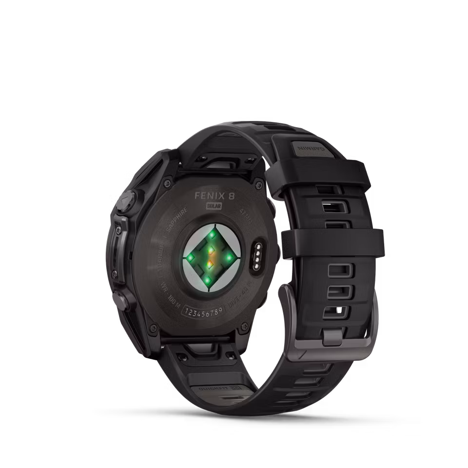 Garmin fēnix® 8–47 mm, Solar, Sapphire Sapphire, Karbongrå DLC-titan med sort/steingrå silikonrem